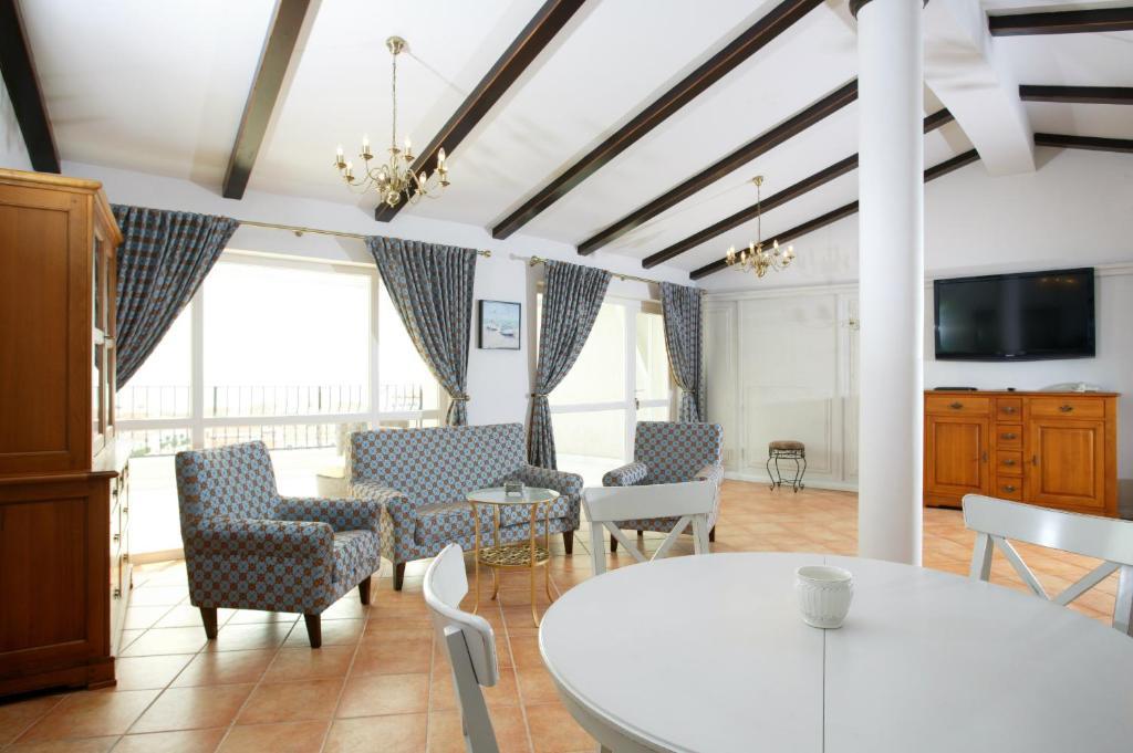 Arena Regia & - Marina Regia Complex 5*