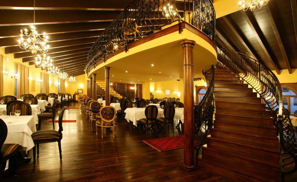 Arena Regia & - Marina Regia Resort